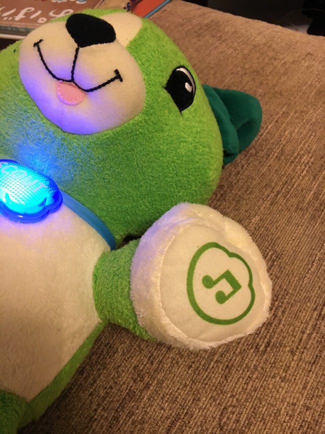 左手が音楽のスイッチ♪