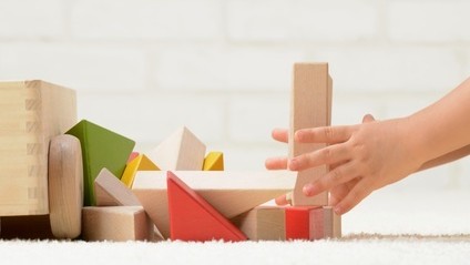 赤ちゃんへのプレゼント 安全なおもちゃを選ぶコツは?