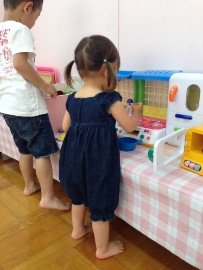 月齢 髪質別 ベビーのヘアアレンジ 帽子 ヘアバンド クリップ ゴム 女の子のヘアアレンジって どうしてる 代官山スタイル By Blossom39 月齢 髪質別 ベビーのヘアアレンジ 帽子 ヘアバンド クリップ ゴム 女の子のヘアアレンジって どうしてる 代官山スタイル By Blossom39