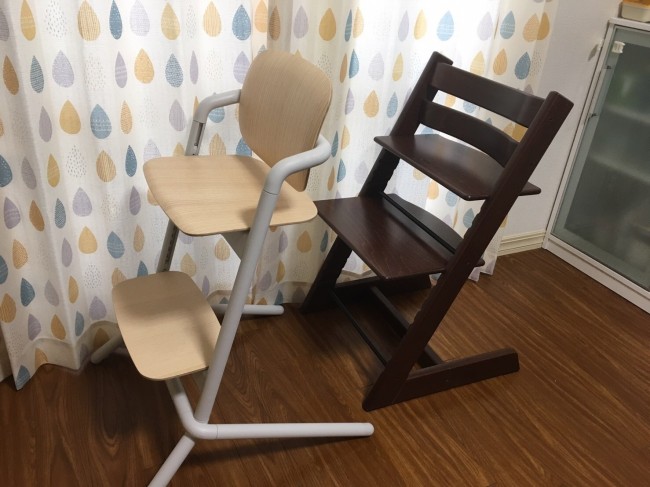 トリトラと比べると、スッキリしたデザインのレモチェア。幅は広めです