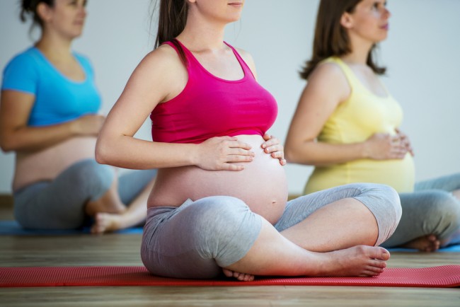 妊婦期間中しか体験できないマタニティーピラティス。どう体を動かしていいのかわからない妊婦さんにはオススメです！