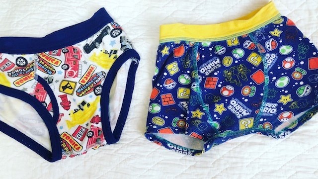 《がんばれ、オムツ卒業!》今だから話せる、我が家のパンツへの誘導方法&お出かけ中のトイレ事情