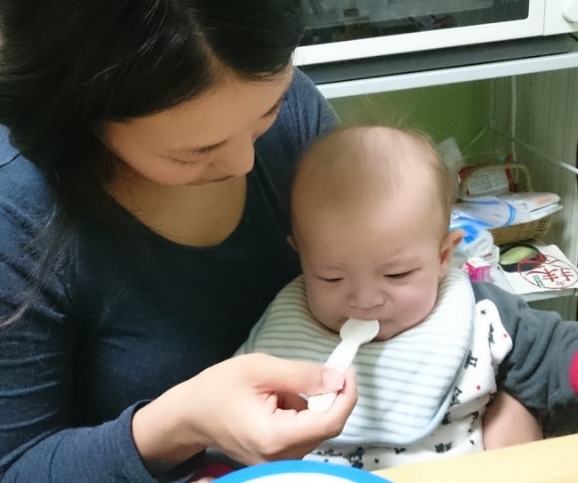 何をいつから食べさせる 月齢別 離乳食期の赤ちゃんに合った食材ってどんなもの 代官山スタイル By Blossom39