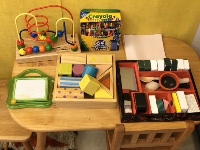 お絵かきやパズルなど。ここで会えるお友達と自然に仲良しに