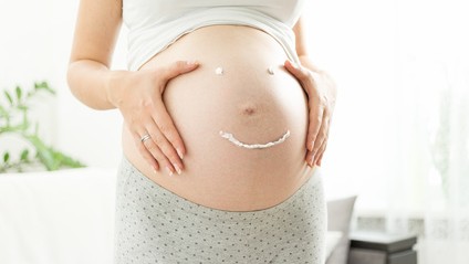 《コロナ禍での妊娠、お役立ち情報♪》両親学級は、自宅でゆっくりオンライン受講 ママ友作りはアプリで!