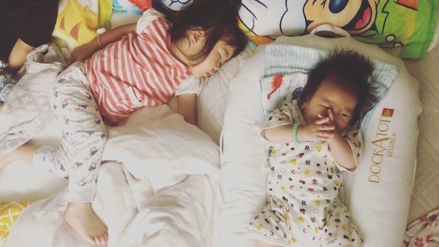 《ベビーラウンジって何?》子ども用寝具の新常識・ドッカトットを使ってみました♡