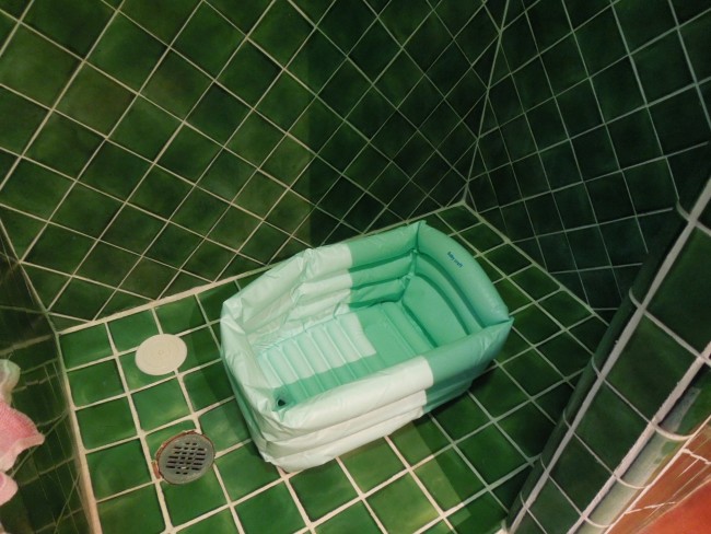 メキシコのお風呂は、こんなに綺麗なタイル貼り!