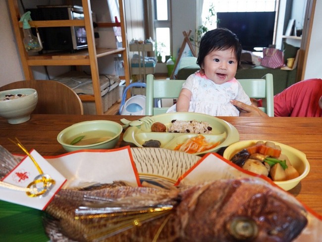 生まれたからはじめての賑やかなお祝い、お食い初め。ママは準備が大変ですが、家族にとって素敵な1日になること間違い無しです