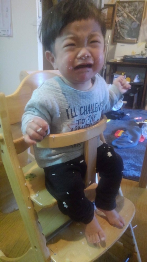 自分でたくさん食べる弟。ただ、姉弟で好き嫌いが違います