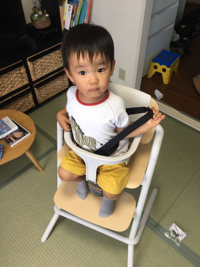 息子は組み立て中、「かっこいいねー!いいねー!」と興奮気味! お気に入りのよう