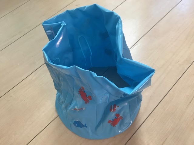 嵩張るので膨らませられるタイプを。すぐに膨らませることができたのでよかったです!