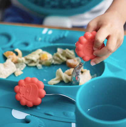 はじめてのカトラリーに大人気!