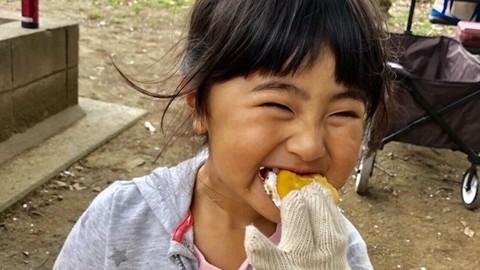 《BBQやキャンプの季節到来!》子連れアウトドアを楽しむ、外おやつって? &子連れおすすめキャンプ場