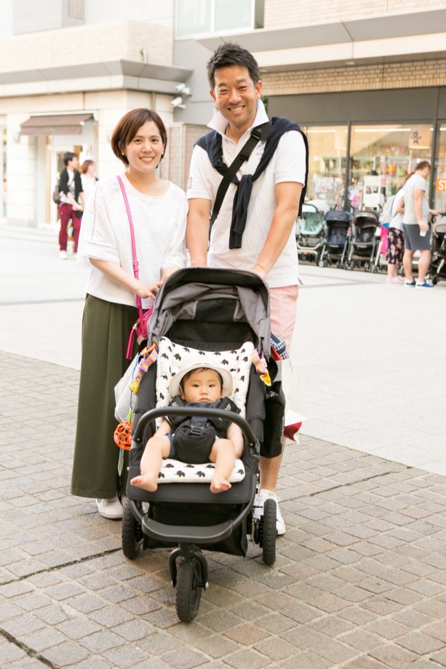 Family Snap リラックスコーデのママと 夏先取りファッションのパパ キッズ 爽やかファミリー 代官山スタイル By Blossom39 Family Snap リラックスコーデのママと 夏先取りファッションのパパ キッズ 爽やかファミリー 代官山スタイル By Blossom39