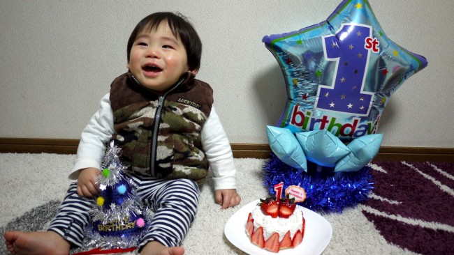 50枚以上撮りましたが、動き回ってほとんどまともに撮れなかったことも思い出のひとつです。バルーンは息を吹き込んで簡単に作れます