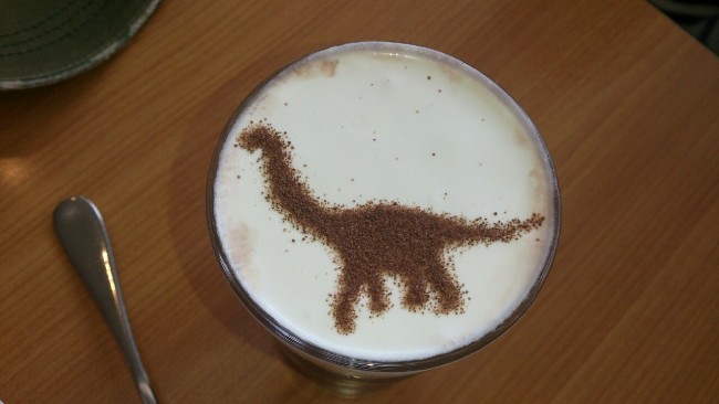 恐竜ココア! 恐竜づくしです!