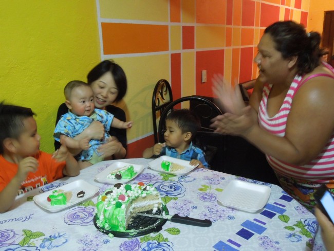 海外の方からウケがいい甚平! 着せやすいので、気候が合えばぜひ持って行ってみて