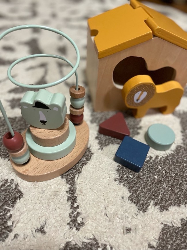 今回は、ビーズメイズの《Mr. Polar Bear》と、ウッデンハウスの《Mr. Lion》をご紹介します!