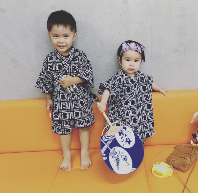 兄妹お揃いが可愛い! お祭りは人が多いので、人と違う、目立つ色や柄も◎ 女の子はヘアアクセなどの合わせも楽しそう