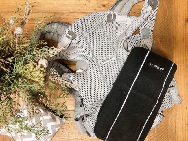 MOVEと比べるとこれくらいのコンパクトさ。バッグに入れてもかさばりません