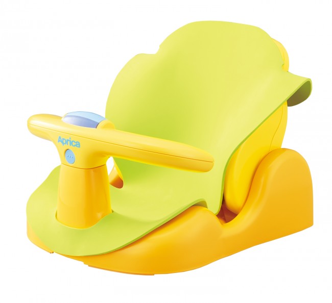 アップリカのベビーチェアを持っているママも多いのでは?