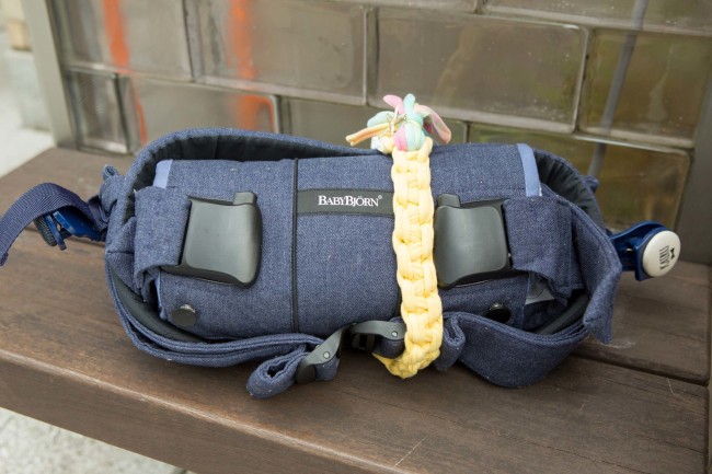 ベビービョルンはデニムのテキスタイルをチョイス。カジュアルながら上品さを感じます