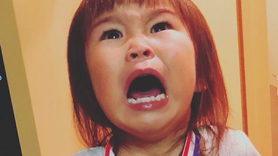 《子どもの褒め方、叱り方》2歳〜3歳、イヤイヤ期を乗り越え、自立していく子どもとの付き合い方