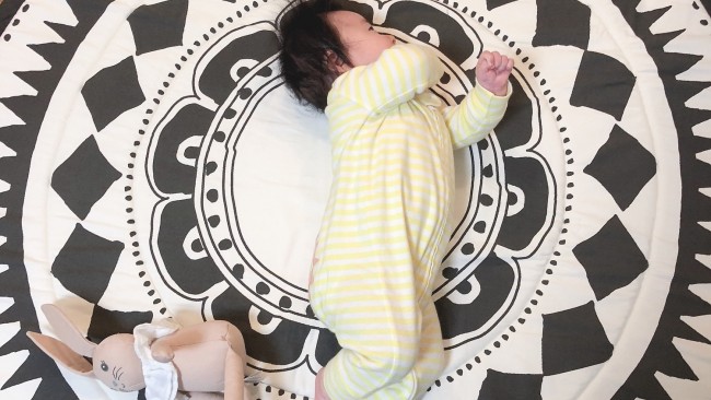 《ゴロン期の赤ちゃんに》安心安全のびのびできる♪ 我が家のお気に入りプレイマットはこれ