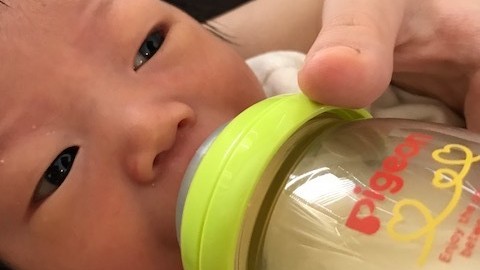 《聞かせて、授乳リズム》先輩ママが教える、1歳半までの授乳タイムスケジュール