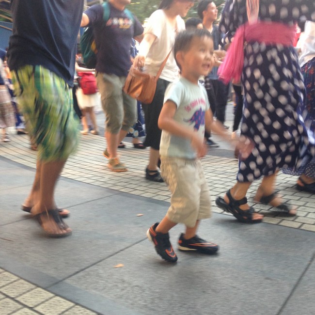 まだまだ夏を楽しめる 熱気溢れるイマドキな盆踊り大会に出かけてみよう 六本木のドラえもん盆踊りって知ってる 代官山スタイル By Blossom39 まだまだ夏を楽しめる 熱気溢れるイマドキな盆踊り大会に出かけてみよう 六本木のドラえもん盆踊りって知ってる 代官山スタイル By Blossom39