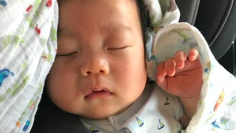 《我が家の車生活》ベビーシートはどんなもの? 後ろ向きから前へ切替のタイミングって?