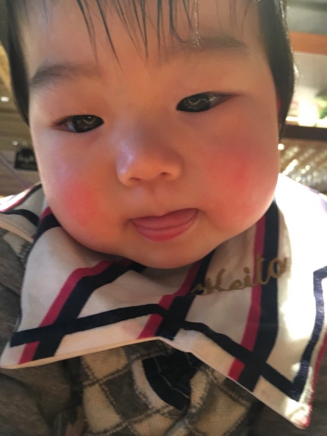 男の子にもマールマールの名入りスタイは人気。出産祝いに喜ばれそうです!