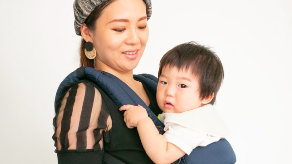 《ママたちの本音トーク②》 新作抱っこひも4アイテム、徹底抱き比べ! 〜エルゴオムニ360 クールエアー編