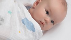 正しいおくるみの巻き方って 基本巻き 半ぐるみ おひなまき あなたはいくつ知っている おくるみの巻き方いろいろ 代官山スタイル By Blossom39 正しいおくるみの巻き方って 基本巻き 半ぐるみ おひなまき あなたはいくつ知っている おくるみの巻き方いろいろ 代官山スタイル By Blossom39