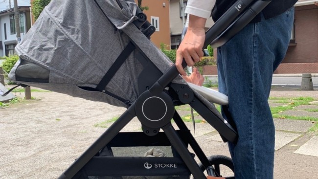 《ストッケから新発売》都会派ベビーカー・ビートの開閉の仕方のコツ& 優秀すぎる便利パーツをご紹介♪