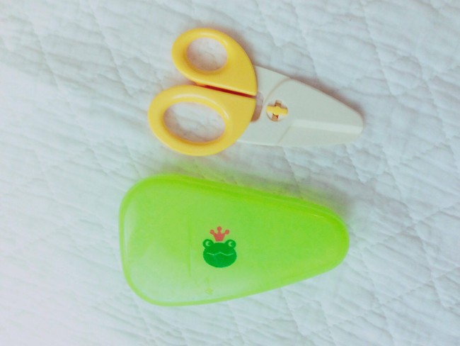 外食好きなママならひとつは持っている、離乳食カッター。とっても便利です!