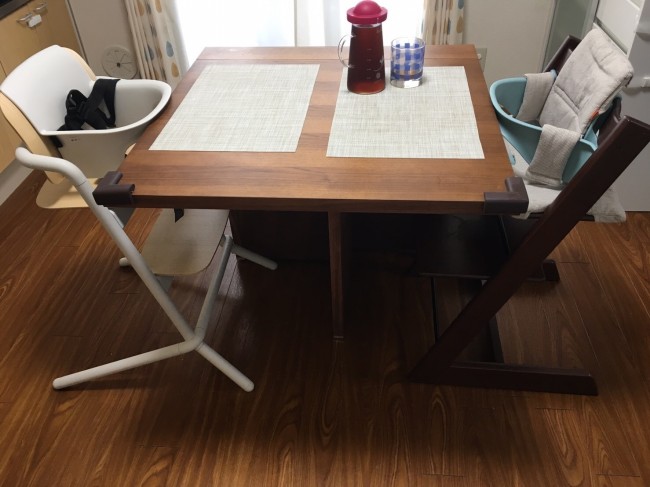 我が家のテーブルと早速合わせてみました♪