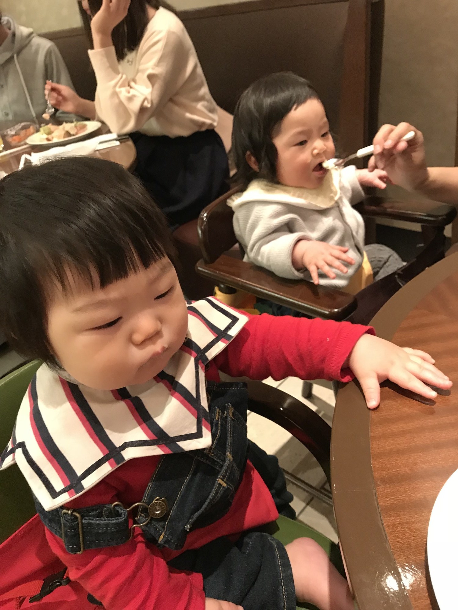 外食のときの必需品 子連れランチ ディナー これが役に立つ 心から買ってよかったアイテムはこれ 代官山スタイル By Blossom39