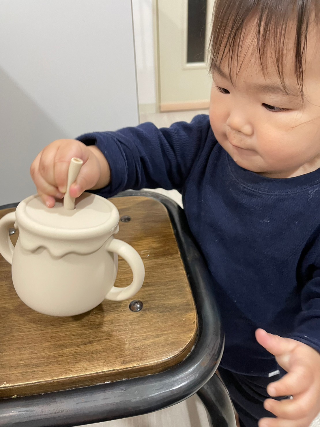 ストローやコップの練習、指先の運動にも♡》3wayのシリコンカップ