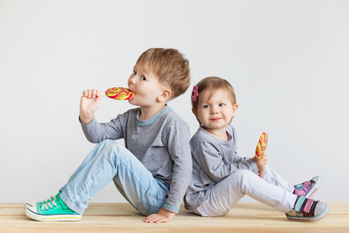 みんな何食べてるの おうちのおやつ用 おでかけ用に活躍する 我が家の定番お菓子はこれ 代官山スタイル By Blossom39